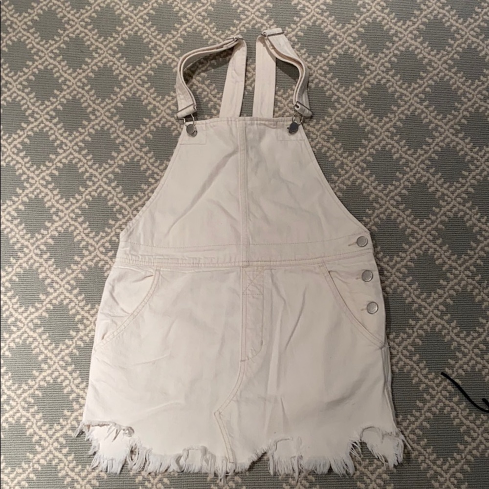 Overall dress